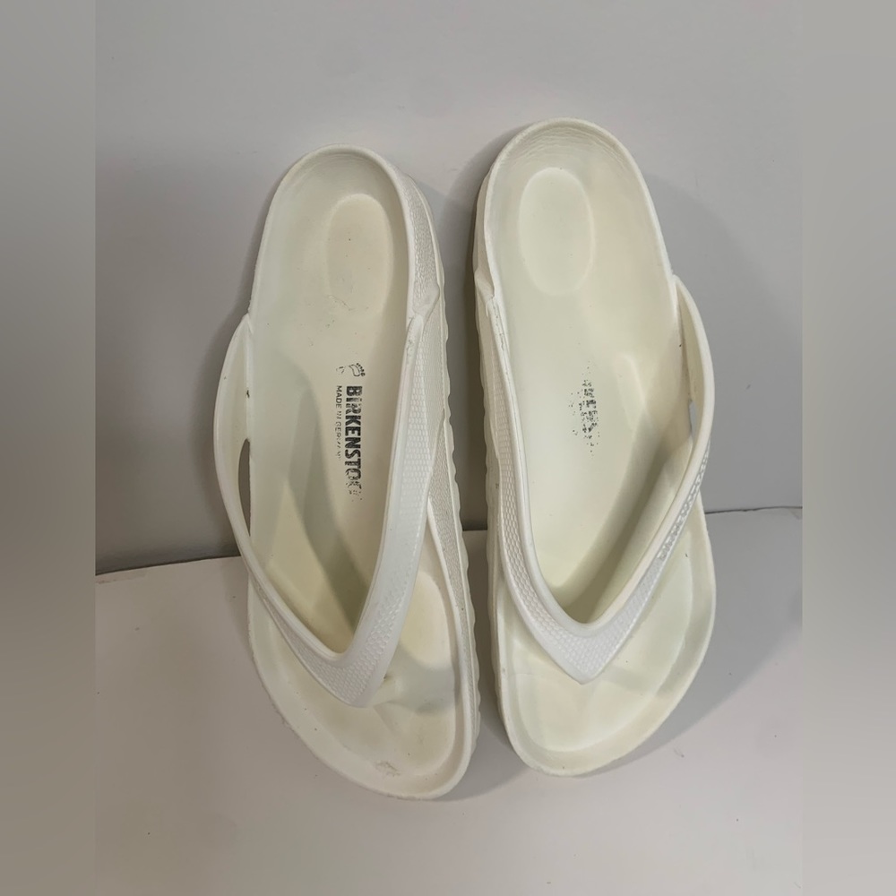 Birkenstock Honolulu Thong Sandal